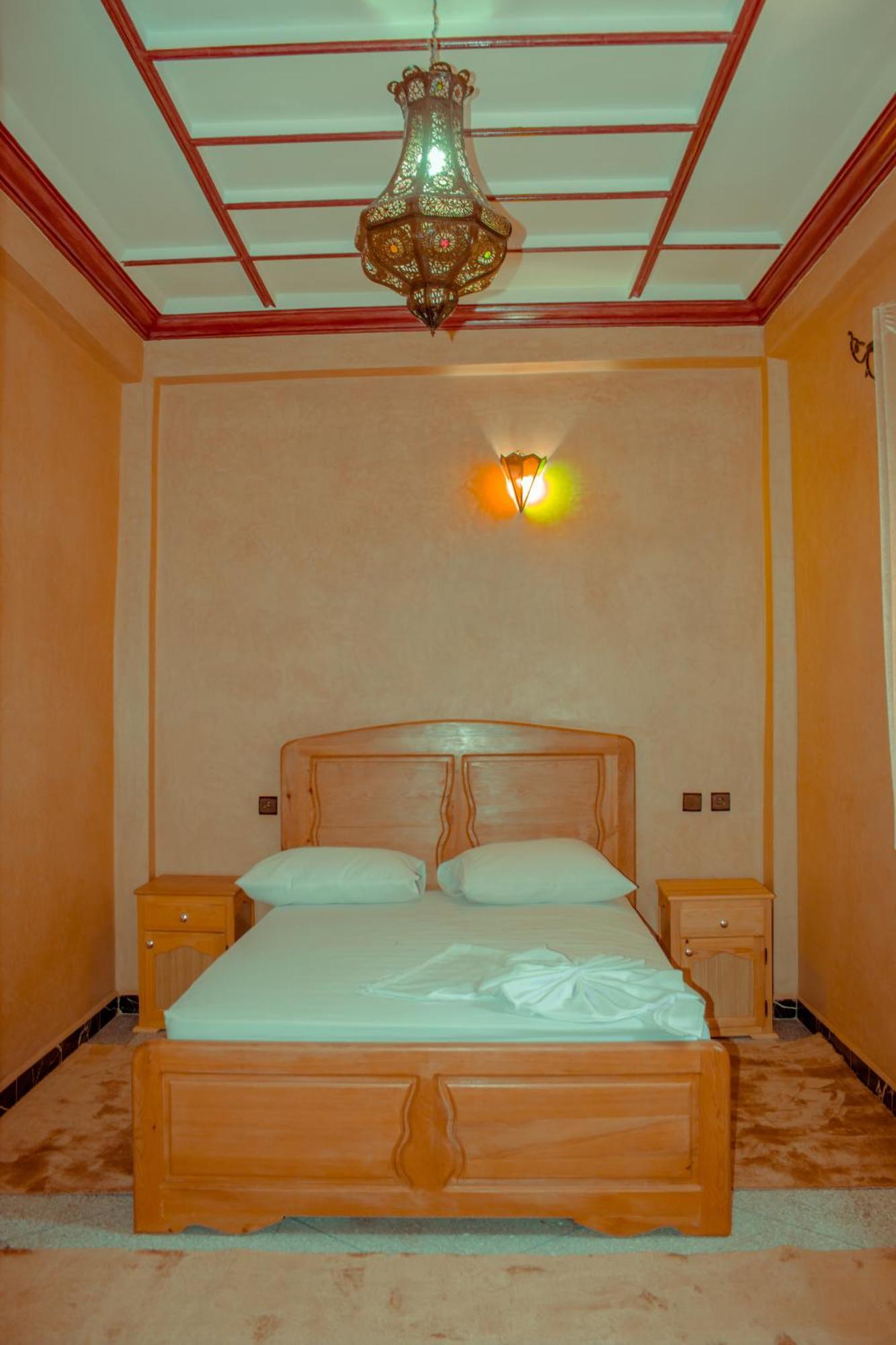 Aït Baha Riad Restaurant Marzouk מראה חיצוני תמונה