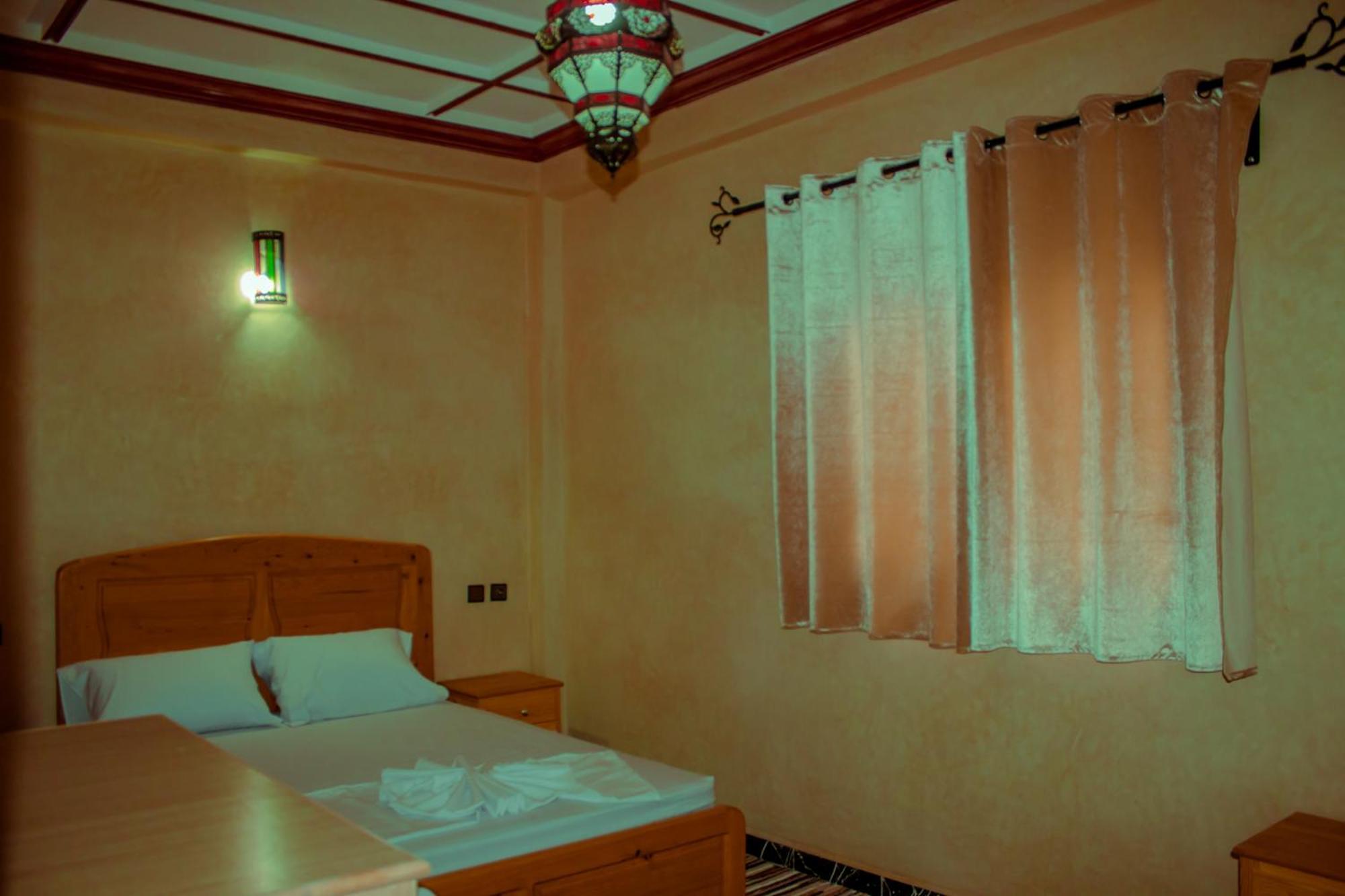 Aït Baha Riad Restaurant Marzouk מראה חיצוני תמונה