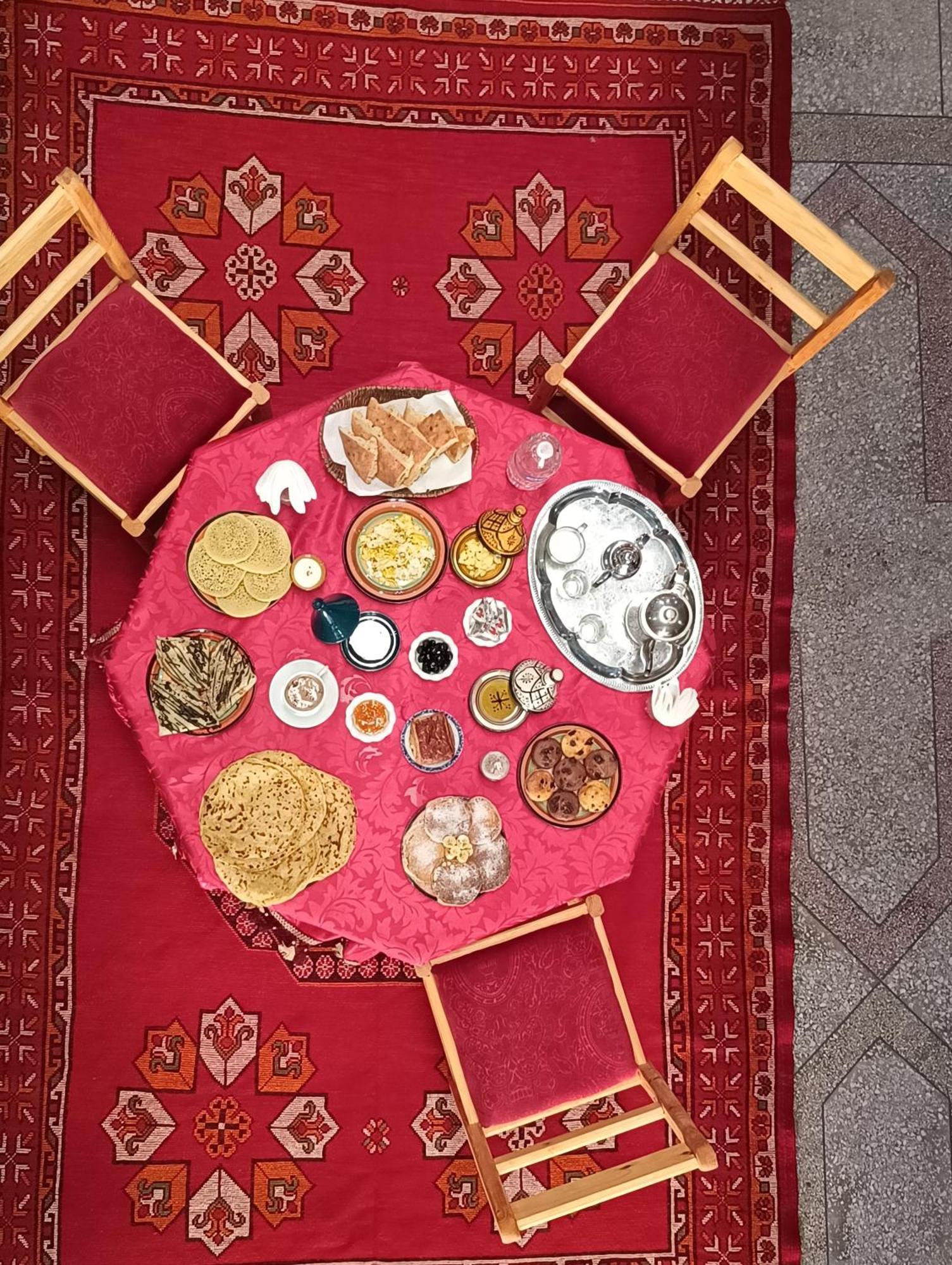 Aït Baha Riad Restaurant Marzouk מראה חיצוני תמונה
